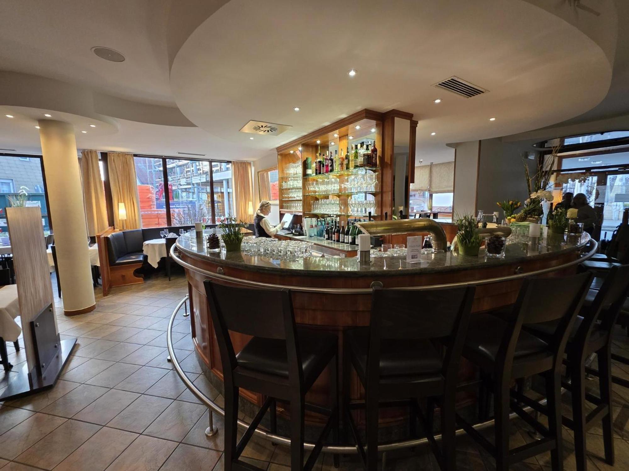 Hotel Restaurant Sonne-Post Murrhardt ภายนอก รูปภาพ